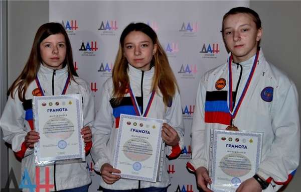 Юные спасатели из ДНР заняли призовое место на соревнованиях в Ростове-на-Дону