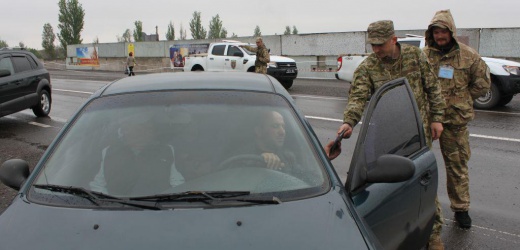 Наибольшие очереди утром 11 июня скопились в КПВВ «Марьинка» и «Зайцево», - Госпогранслужба Украины