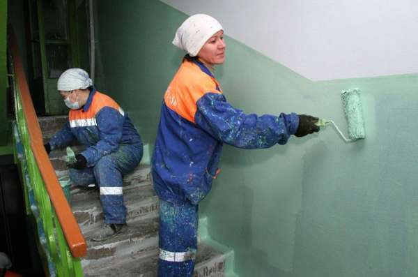 В Донецке идет плановый текущий ремонт жилого фонда