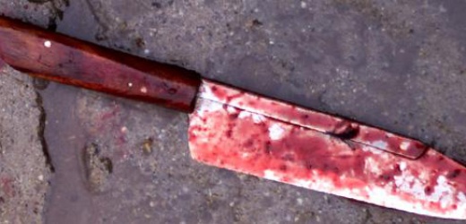 В Мариуполе парень ранил ножом 15-летнюю школьницу