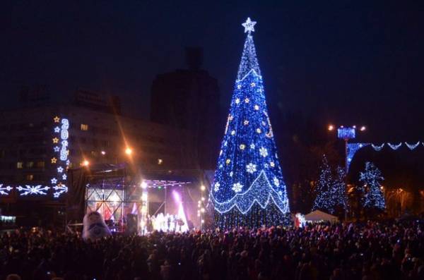 Глава ДНР пообещал отменить комендантский час в новогоднюю и рождественскую ночи