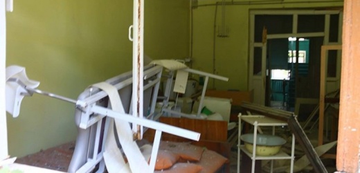 Здание амбулатории повреждено на западе Донецка в результате обстрела