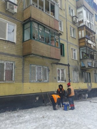 Фото последствий арт обстрела улицы Куйбышева 08.01.15 Фото последствий арт обстрела улицы Куйбышева 08.01.15