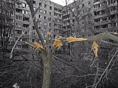 Донецк под обстрелом: сообщается о массовых разрушениях, 19 раненых