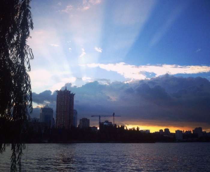 Хроника событий в Донецке за 15.06.2015 (обновление 20:25)