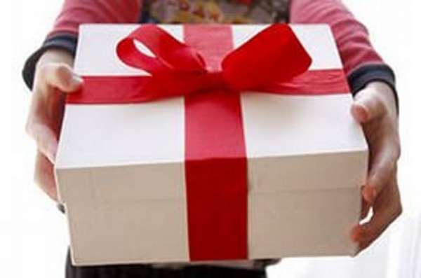 Зачем дарить подарки и каким должен быть подарок