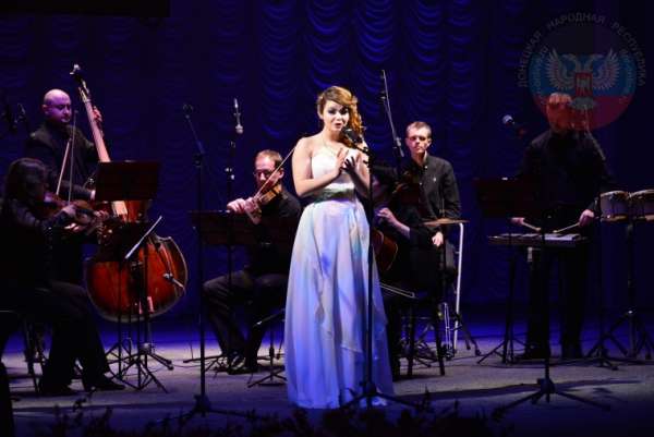 В Донецке прошел концерт, посвященный 80-летию со дня рождения советской певицы Анны Герман