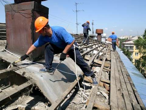 В Макеевке продолжается восстановление жилья, пострадавшего от обстрелов