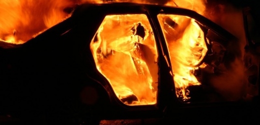 В Енакиево взорвался автомобиль