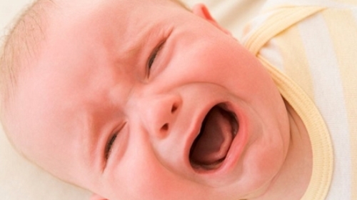 Мозг родителей разрушается из-за плача ребенка
