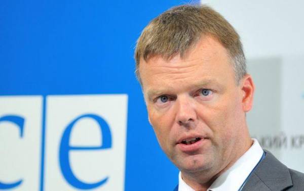 Хуг приедет на Донбасс проверять пилотные пункты по разведению сторон