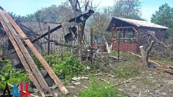 Обстрелом в районе Ясиноватой повреждено семь домов — Минобороны