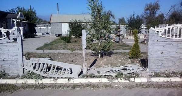 В Авдеевке под обстрел попала промзона и кладбище