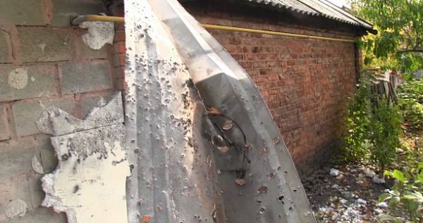 «Донбассгаз» устранил последствия ночного обстрела в донецком поселке Трудовские