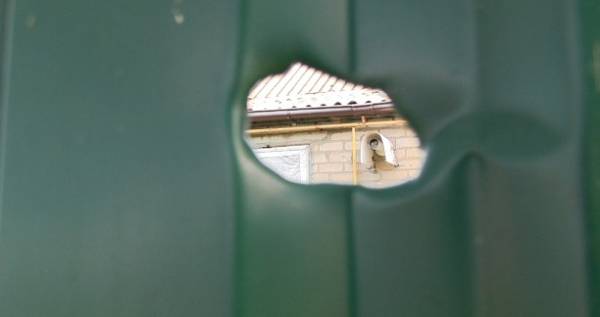 «Донбассгаз» устранил последствия ночного обстрела в донецком поселке Трудовские