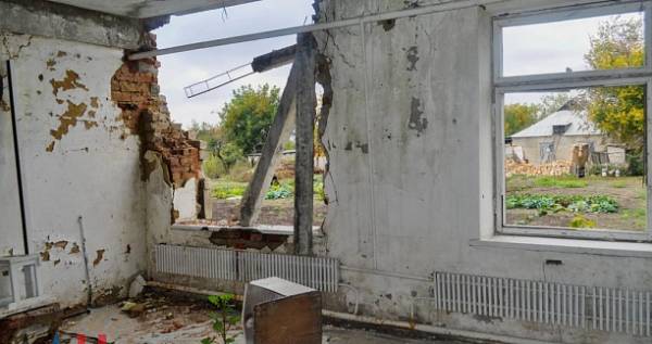 В Никишино до конца года восстановят 32 дома, разрушенных в результате боевых действий (ФОТО)