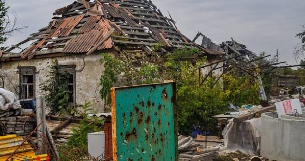 В Никишино до конца года восстановят 32 дома, разрушенных в результате боевых действий (ФОТО)