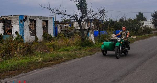 В Никишино до конца года восстановят 32 дома, разрушенных в результате боевых действий (ФОТО)