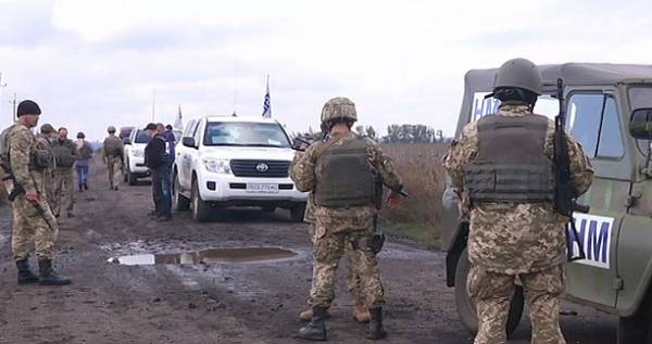 В районе Петровского украинская сторона готовится к отводу войск