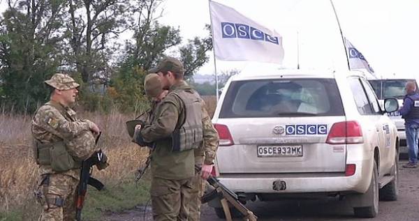 В районе Петровского украинская сторона готовится к отводу войск