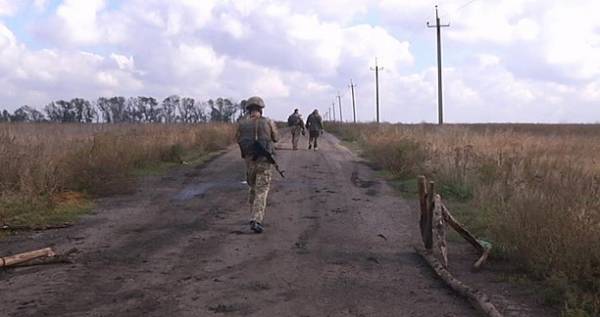 В районе Петровского украинская сторона готовится к отводу войск