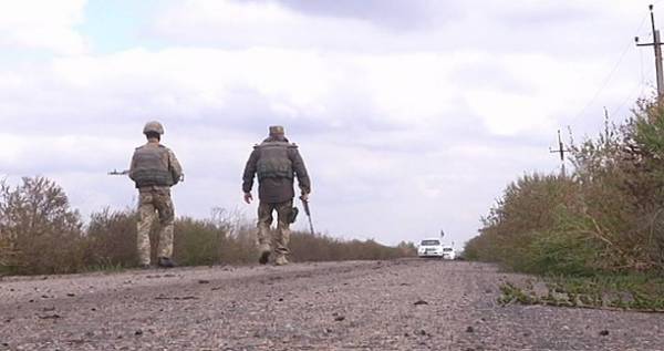 В районе Петровского украинская сторона готовится к отводу войск