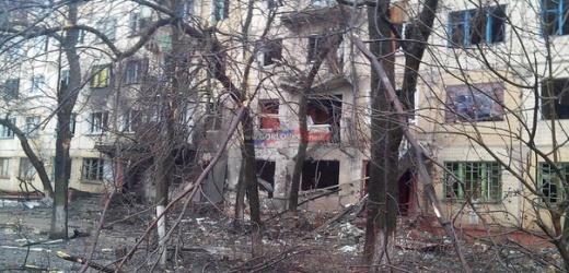 Звуки взрывов и залпов раздавались вечером в Горловке и Торецке