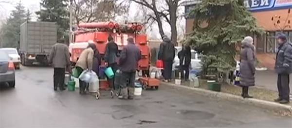 Четвертый день без воды. Торецк (Дзержинск) на грани гуманитарной катастрофы (Видео)
