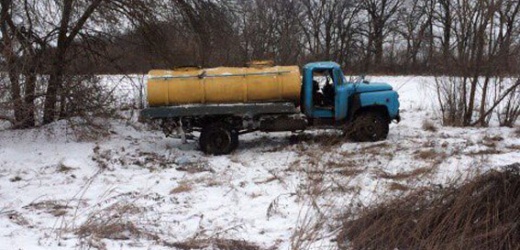 На трассе в Донецкой области перевернулся грузовик, погиб мужчина