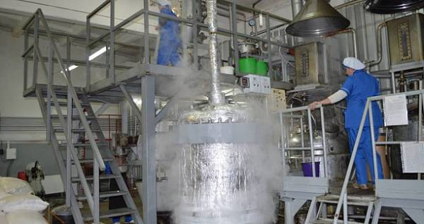 В ДНР возобновило работу предприятие по производству халвы (ФОТО)