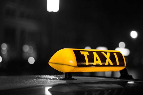 Работа в такси: специфика и преимущества