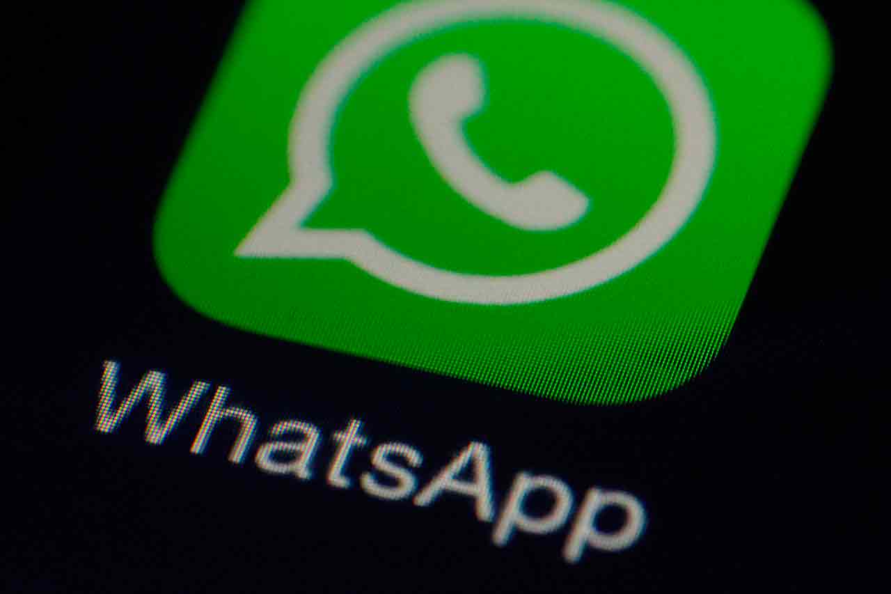 Цукерберг считает, что WhatsApp более безопасен, чем iMessage