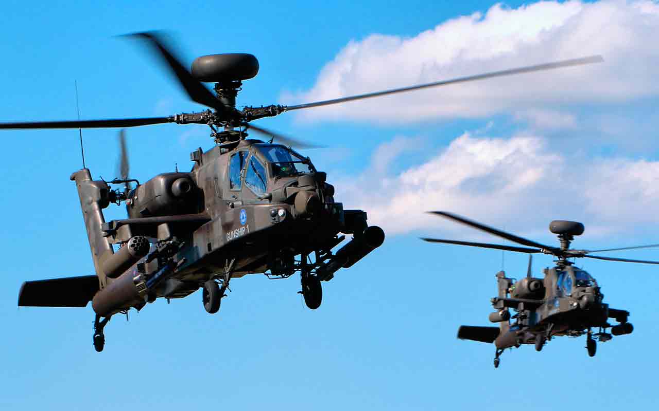 После танков Британия даст Украине 4 ударных вертолета Apache