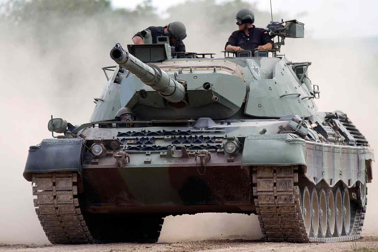 Leopard 1a5 vs t-72