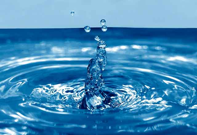 4 опасных мифа о питьевой воде