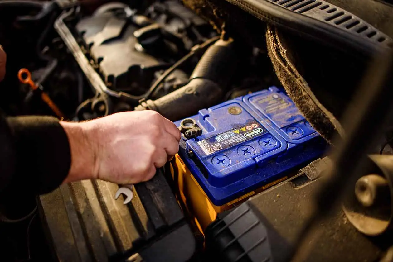 Не заводится машина у метро Черкизовская? Вызовите автоэлектрика с выездом на место