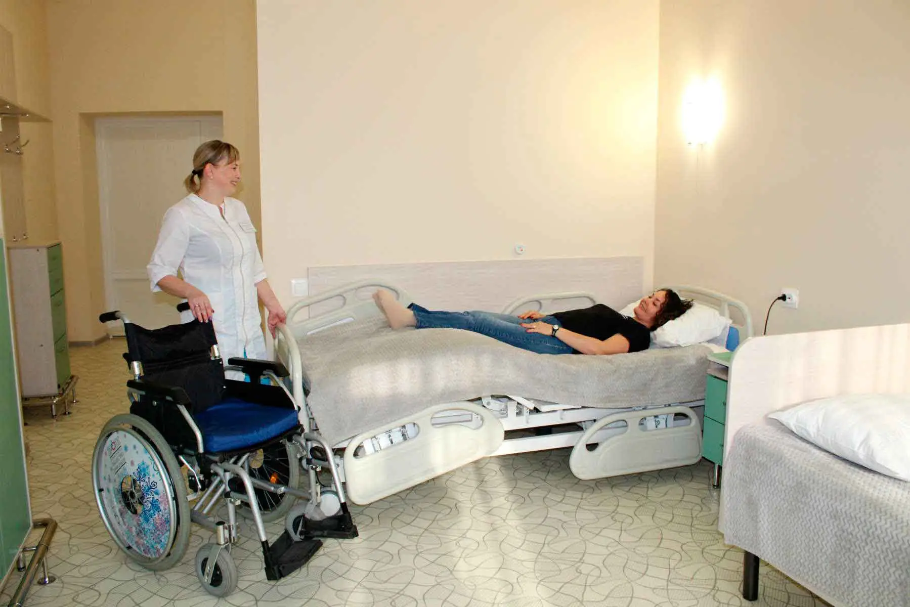 Восстановление мозга после инсульта: когда начинать реабилитацию?